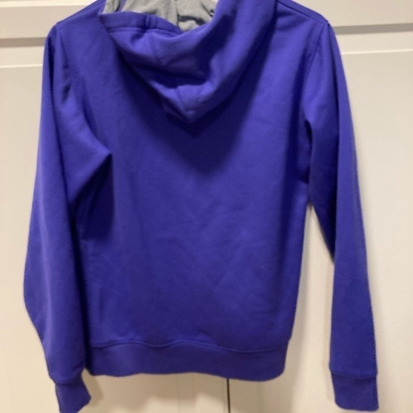 Under Armour Purple And Gray Sweatshirt Women’s Small - Picture 2 of 4